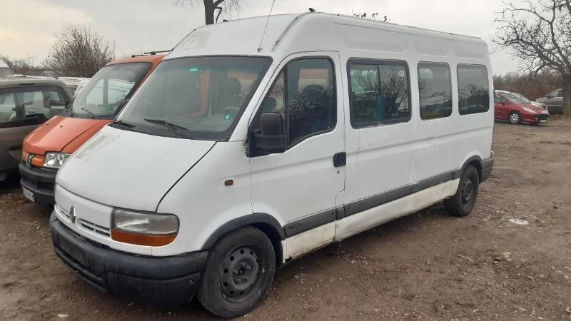 Renault Master 2.8tdi/на части , снимка 1 - Бусове и автобуси - 34900925