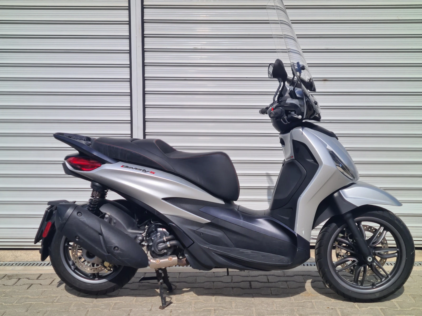 Piaggio Beverly 300i ABS/ ASR - изображение 2