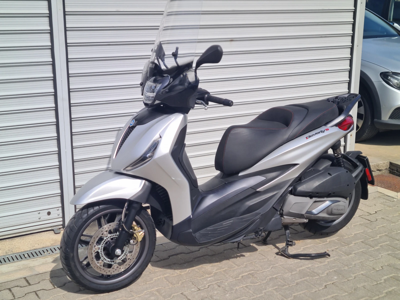 Piaggio Beverly 300i ABS/ ASR - изображение 4