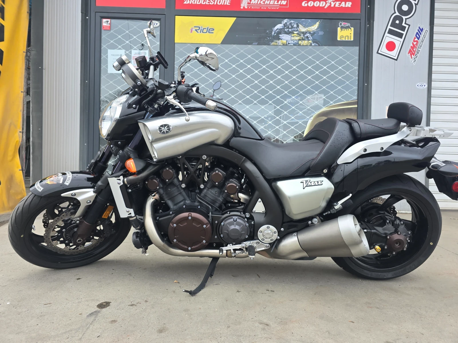 Yamaha V-Max Gen 2, снимка 6 - Мотоциклети и мототехника - 53933189