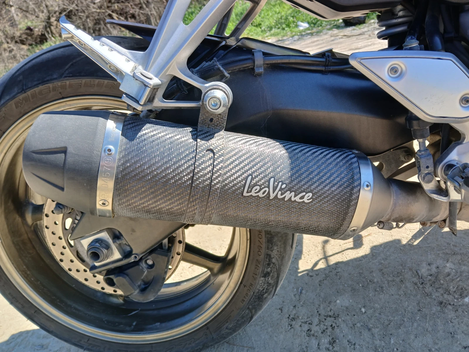 Yamaha FZ1, снимка 15 - Мотоциклети и мототехника - 54119807