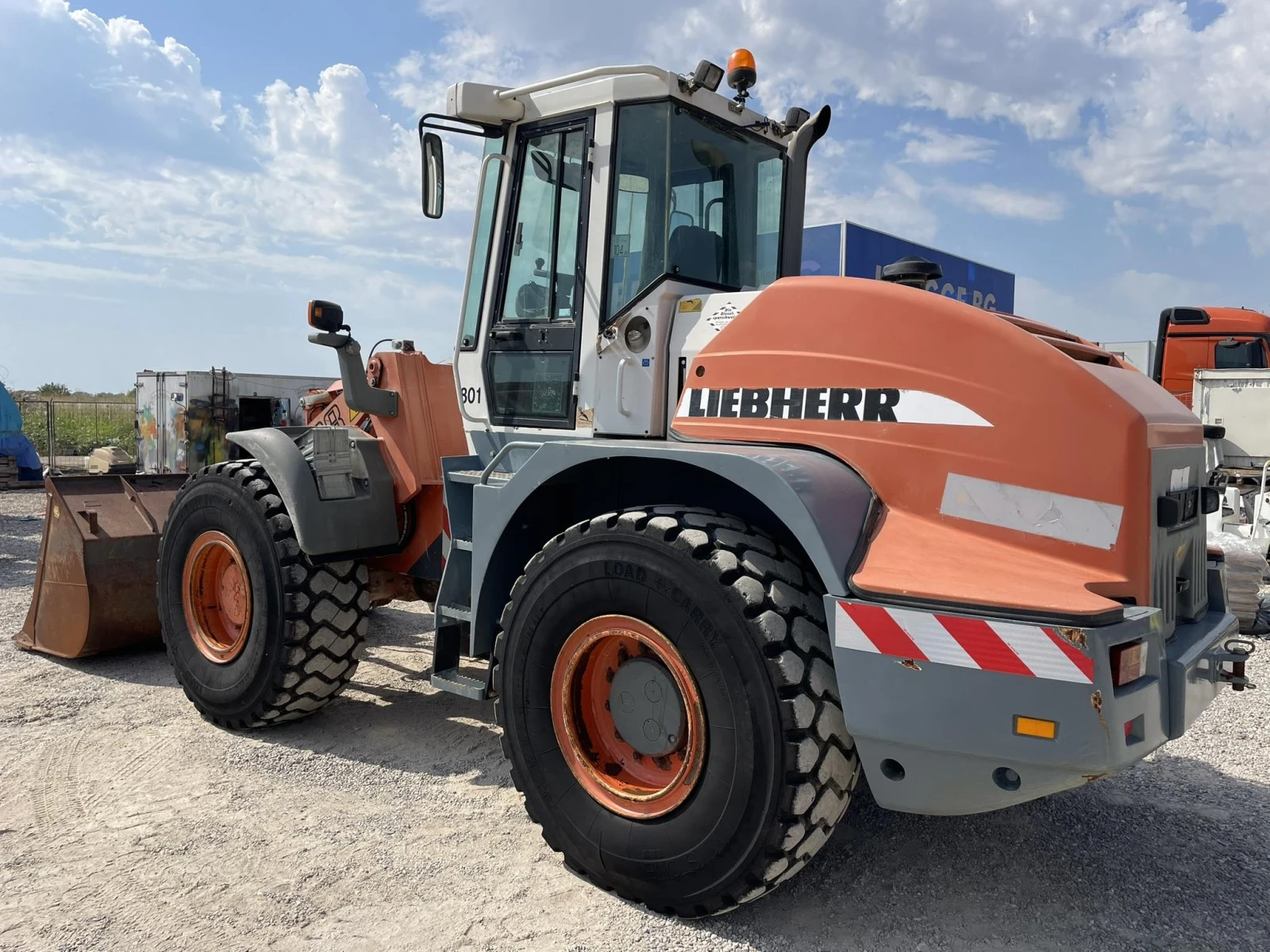   Liebherr 538 | Mobile.bg   16