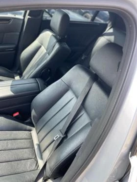 Mercedes-Benz E 250 На части перфектно състояние , снимка 11