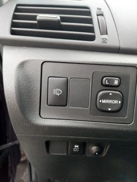 Toyota Verso 1.8 vvti automatic, снимка 9