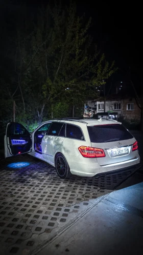 Mercedes-Benz E 350 4MATIC FULL, снимка 7