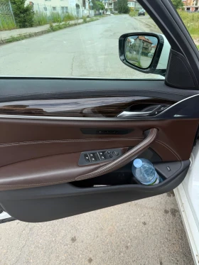 BMW 530 xDrive Luxury Line, снимка 15