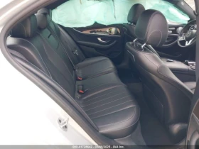 Обява за продажба на Mercedes-Benz E 300 2019 * AMG-PACK* * КРАЙНА ЦЕНА*  * АВТО КРЕДИТ*  ~35 700 лв. - изображение 10