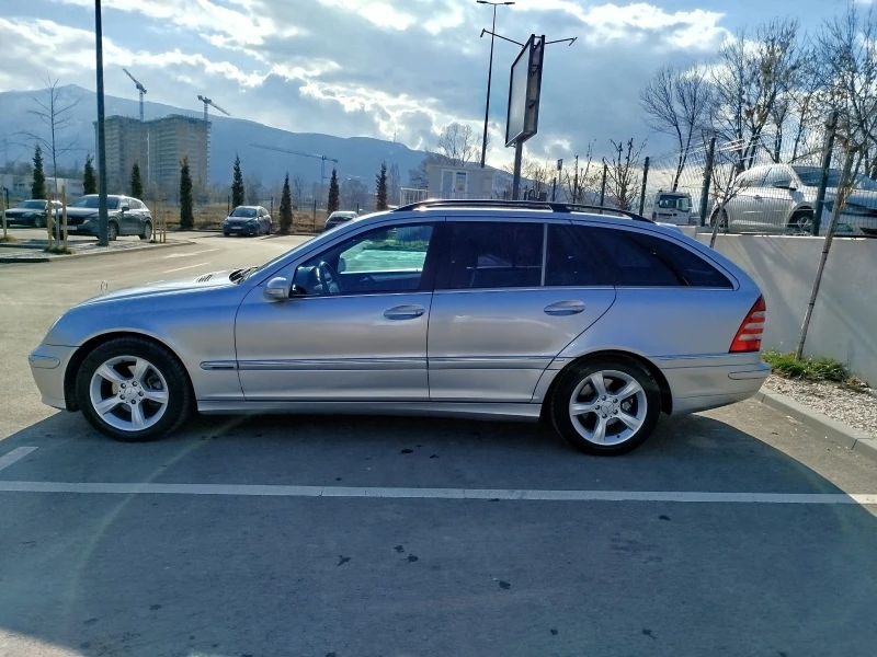 Mercedes-Benz C 220 Avantgarde, снимка 5 - Автомобили и джипове - 48919226