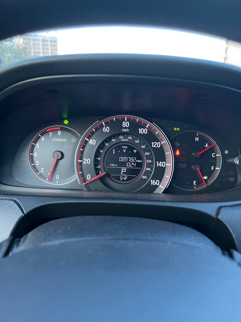 Honda Accord 2.4 Sport facelift, снимка 13 - Автомобили и джипове - 52816440