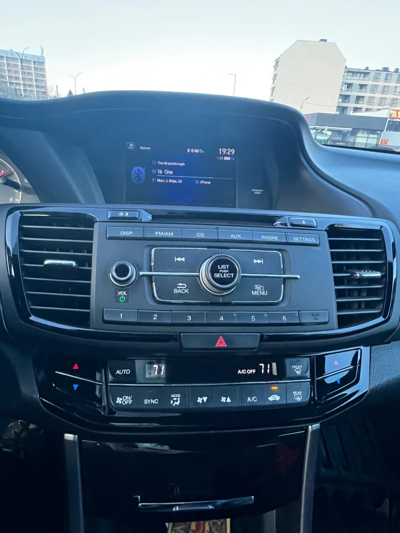 Honda Accord 2.4 Sport facelift, снимка 10 - Автомобили и джипове - 52816440