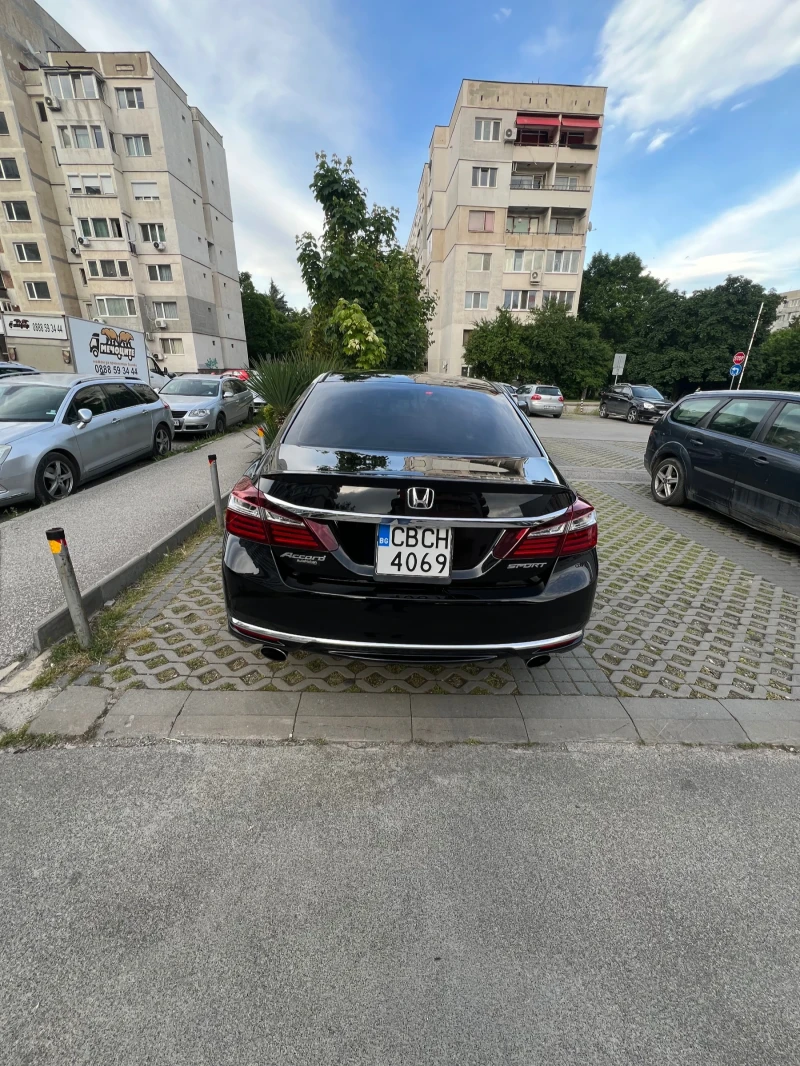 Honda Accord 2.4 Sport facelift, снимка 5 - Автомобили и джипове - 52816440