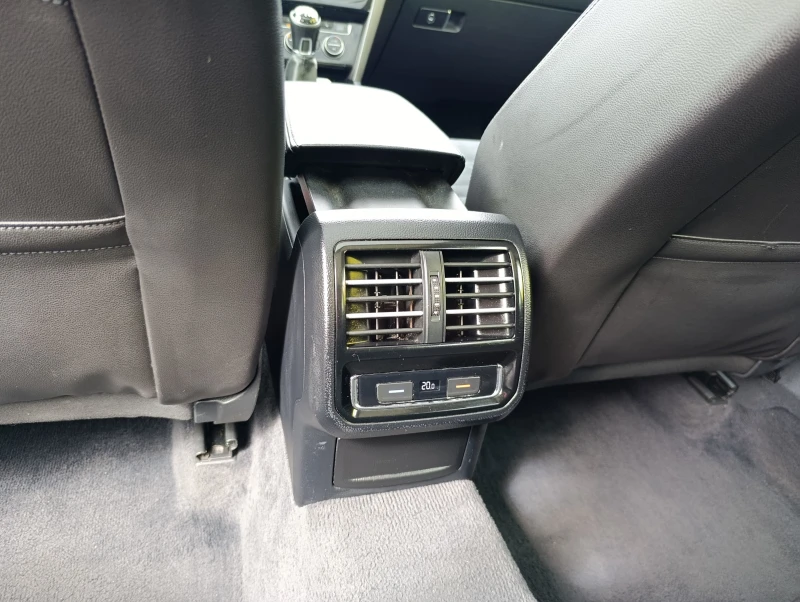 VW Passat 2.0TDI 150кс. HIGHLINE, снимка 8 - Автомобили и джипове - 51923344