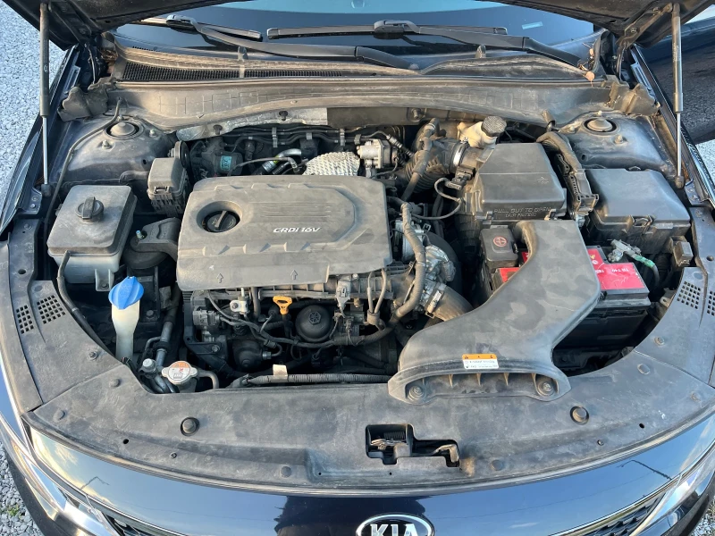 Kia Optima 1.7crdi Avtomatik Top, снимка 17 - Автомобили и джипове - 52078732
