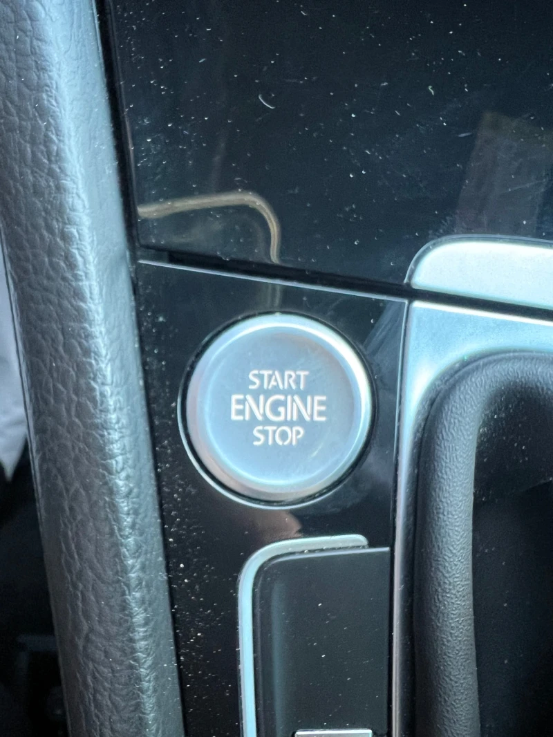 VW Golf R LINE DISTR. CAMERA KEY LESS, снимка 15 - Автомобили и джипове - 52170848