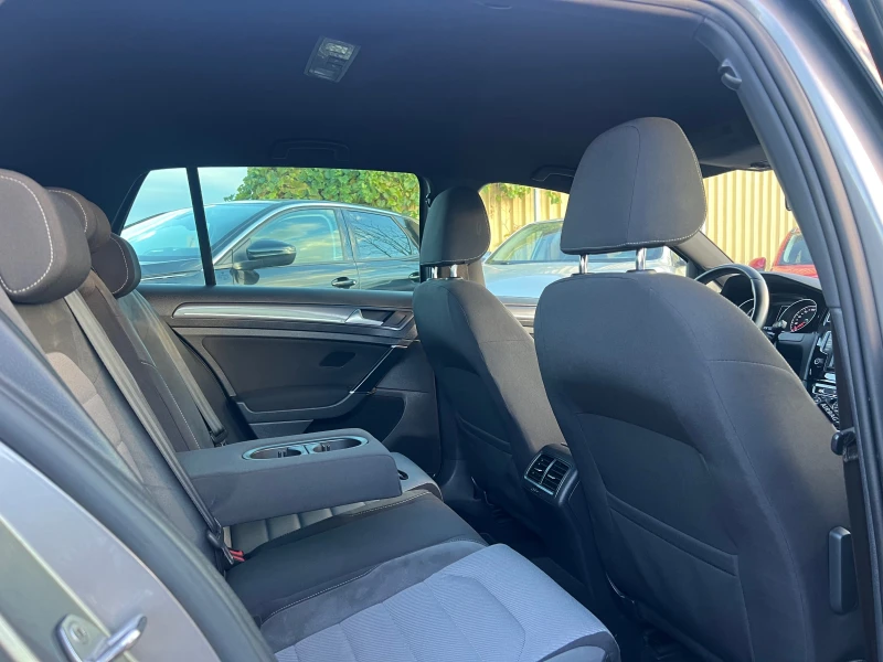 VW Golf R LINE DISTR. CAMERA KEY LESS, снимка 13 - Автомобили и джипове - 52170848