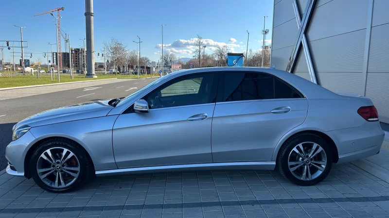 Mercedes-Benz E 220 Bluetec  Avantgarde, 9G Tronic , Камера , Обслужен, снимка 4 - Автомобили и джипове - 52967801