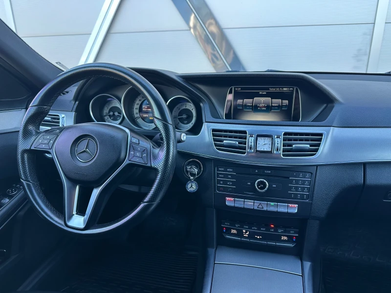 Mercedes-Benz E 220 Bluetec  Avantgarde, 9G Tronic , Камера , Обслужен, снимка 12 - Автомобили и джипове - 52967801