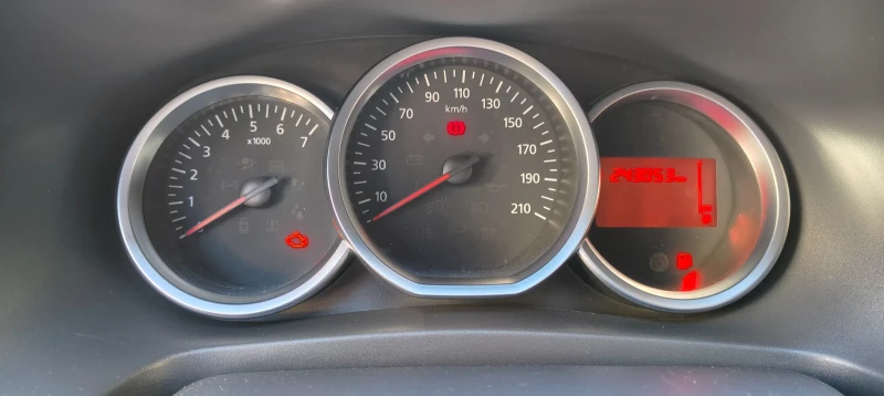 Dacia Logan 0.9 turbo STEPWAY, снимка 11 - Автомобили и джипове - 53102552