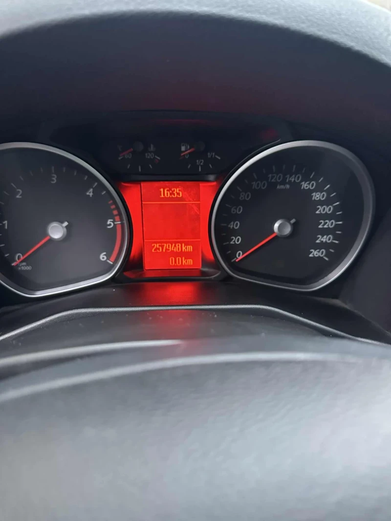 Ford Mondeo 2.0 куб.136 коня, снимка 11 - Автомобили и джипове - 53155914