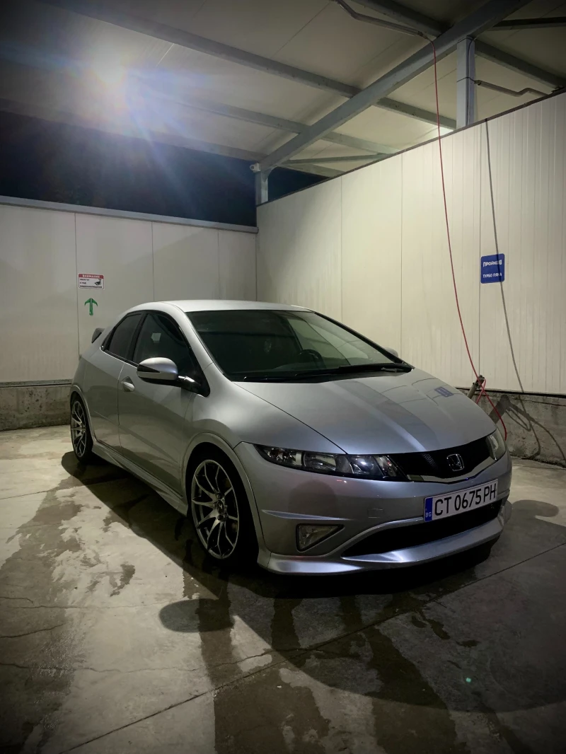 Honda Civic 1.8, снимка 5 - Автомобили и джипове - 53293422