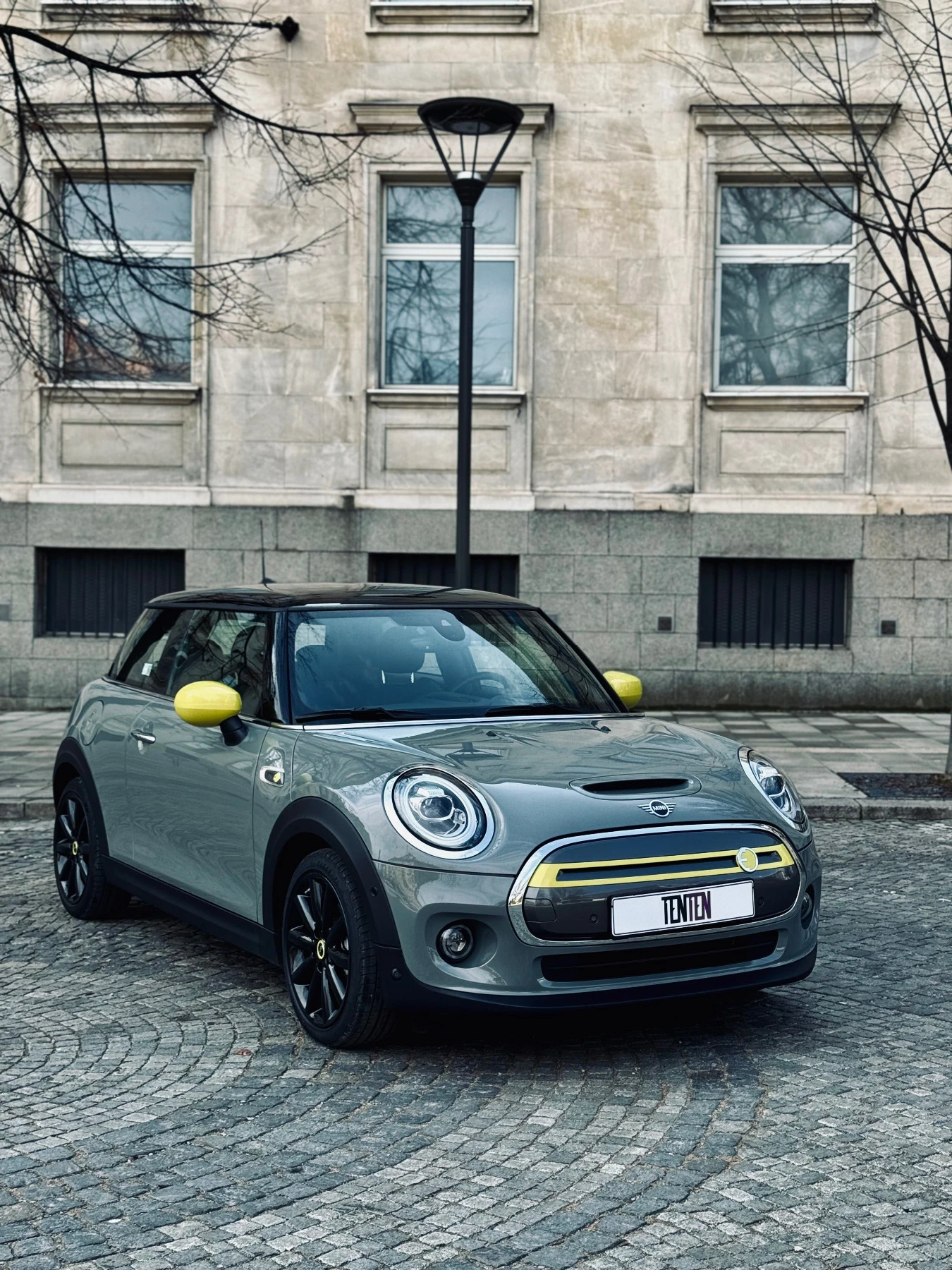 Mini Cooper SE L - изображение 2