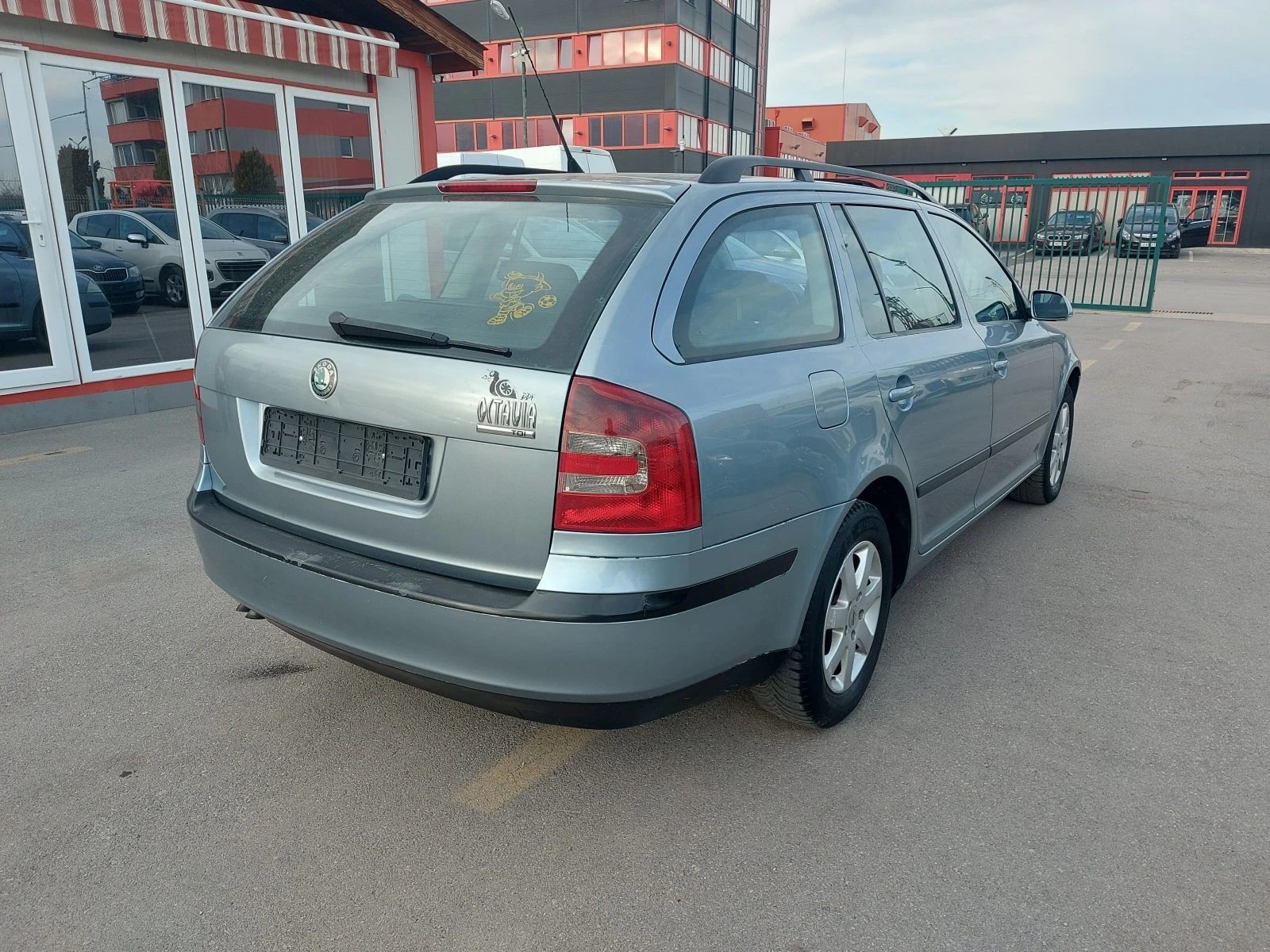 Skoda Octavia 1.9 TDI АВТОМАТИК - изображение 6