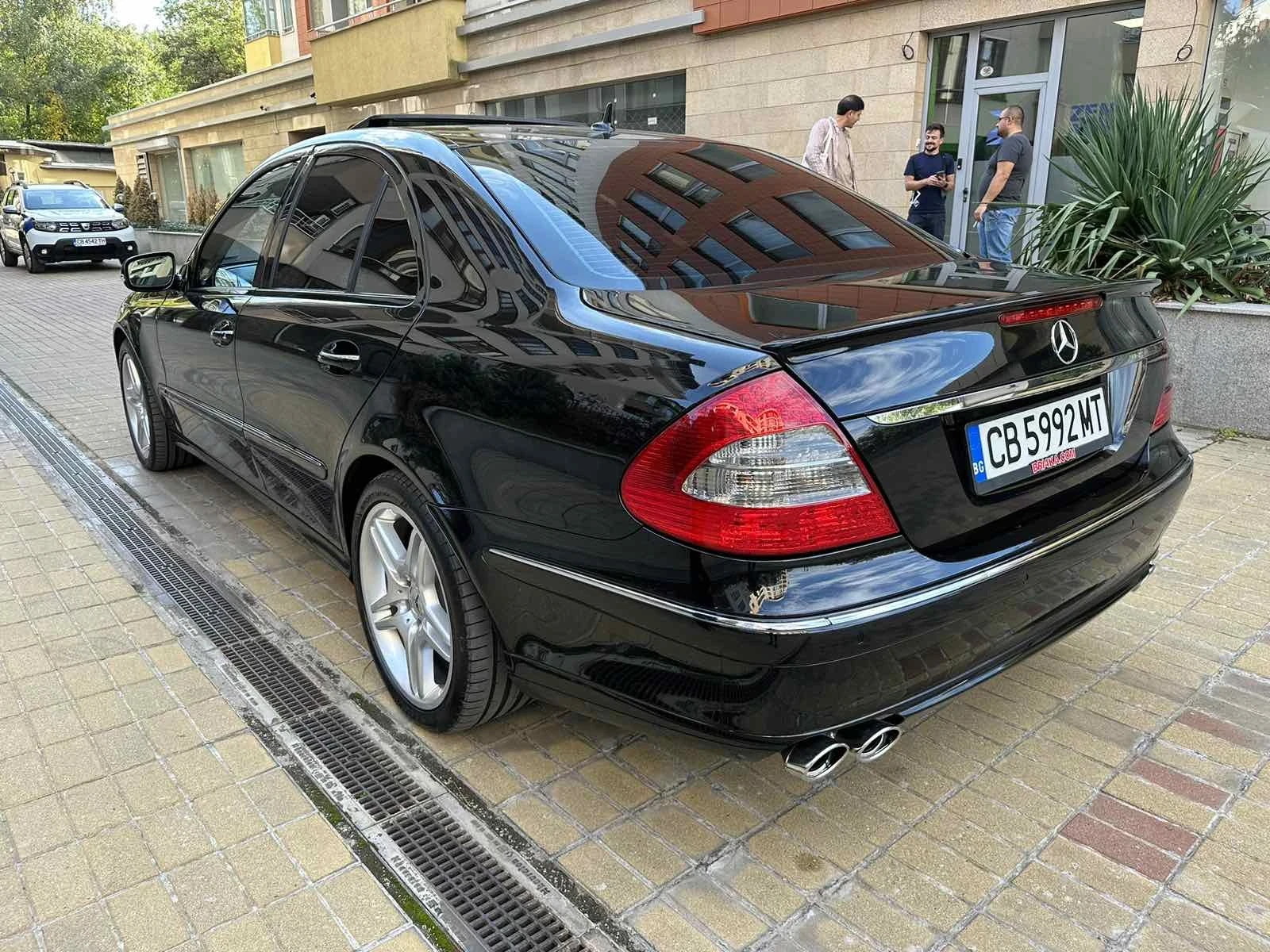 Mercedes-Benz E 350 4Мatic - изображение 4