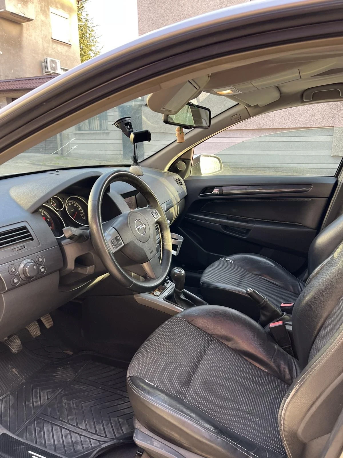 Opel Astra H - изображение 7