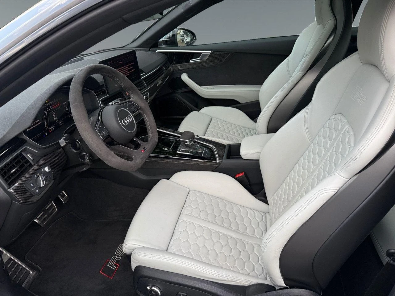 Audi Rs5 COUPE* B&O* KEYLESS* DISTR* CARBON* PANO* MEMORY*  - изображение 6