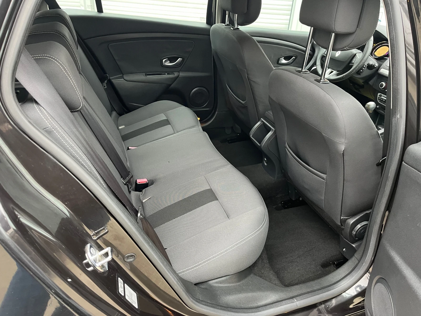 Renault Megane 1.5dci | Mobile.bg � ����������� 14