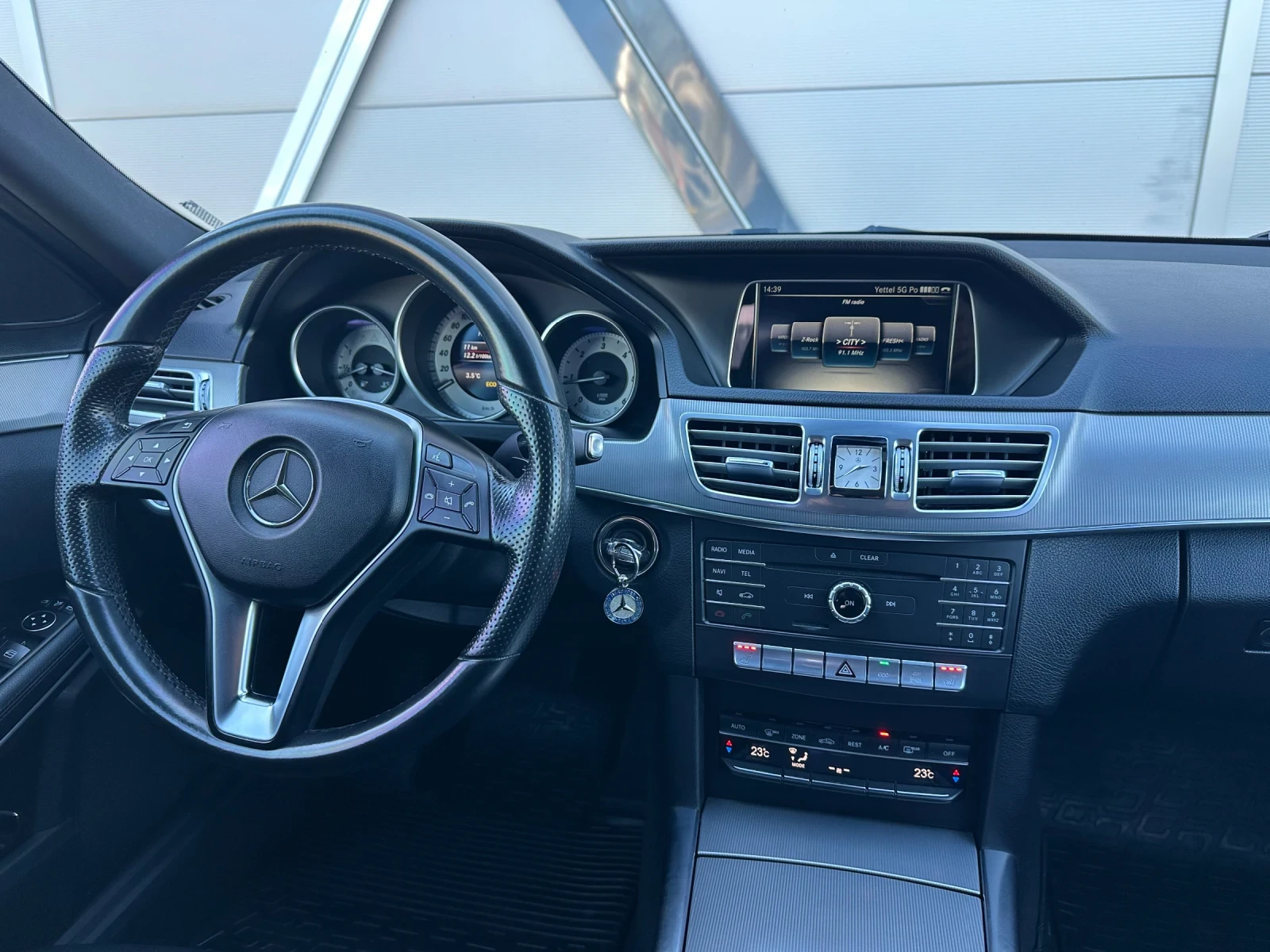 Mercedes-Benz E 220 Bluetec  Avantgarde, 9G Tronic , ������ , �������� | Mobile.bg � ����������� 12