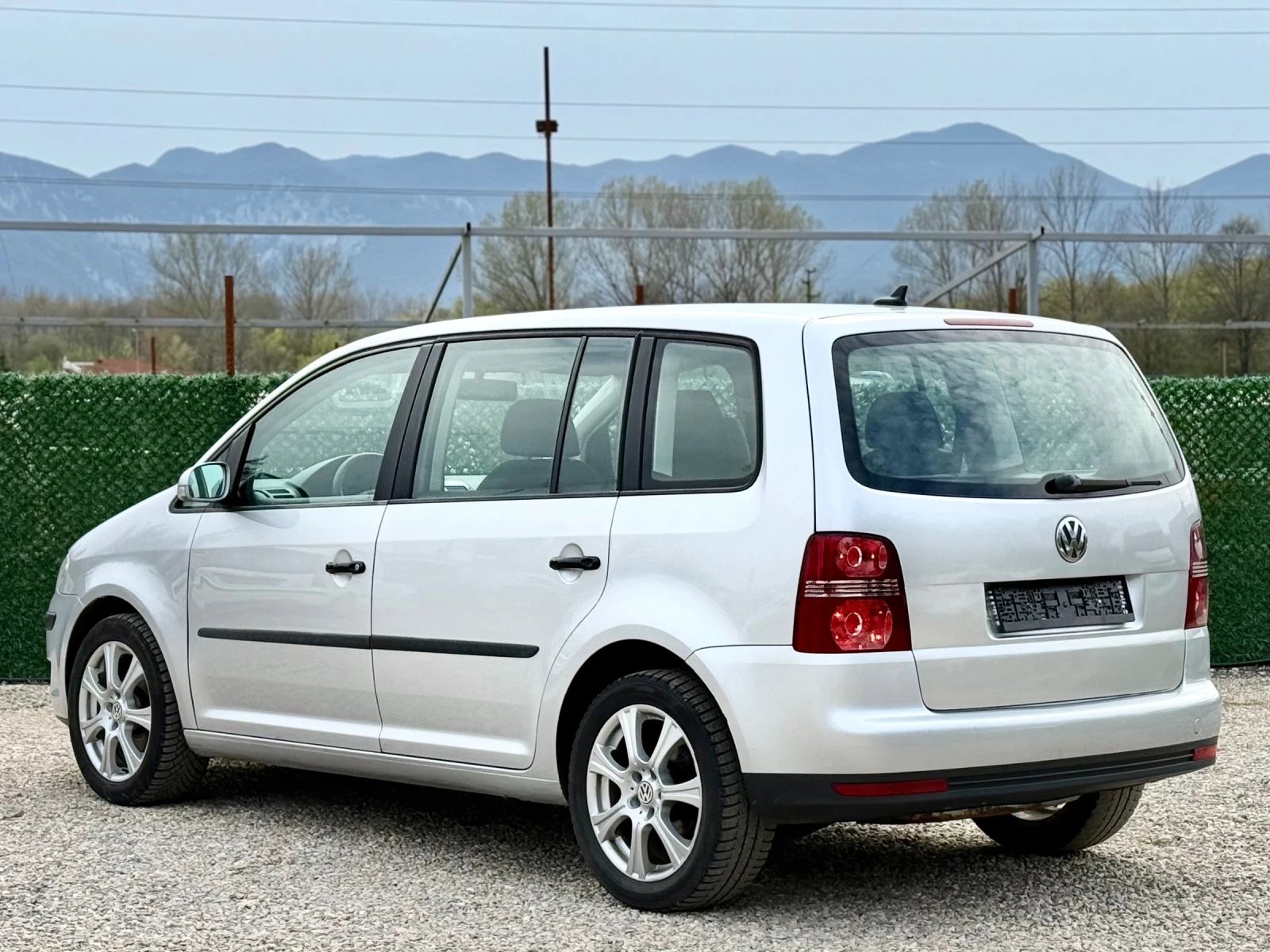 VW Touran 1.9TDi 90hp FACELIFT, снимка 7 - Автомобили и джипове - 53374938