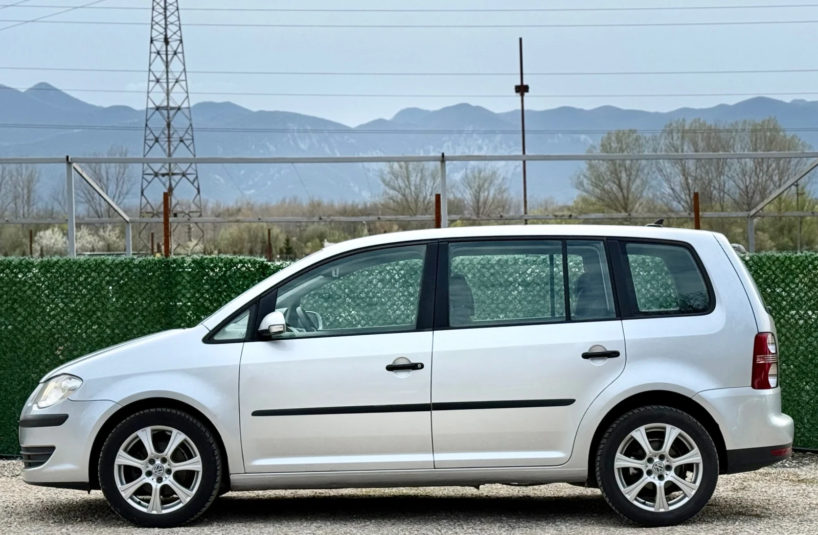 VW Touran 1.9TDi 90hp FACELIFT, снимка 8 - Автомобили и джипове - 53374938