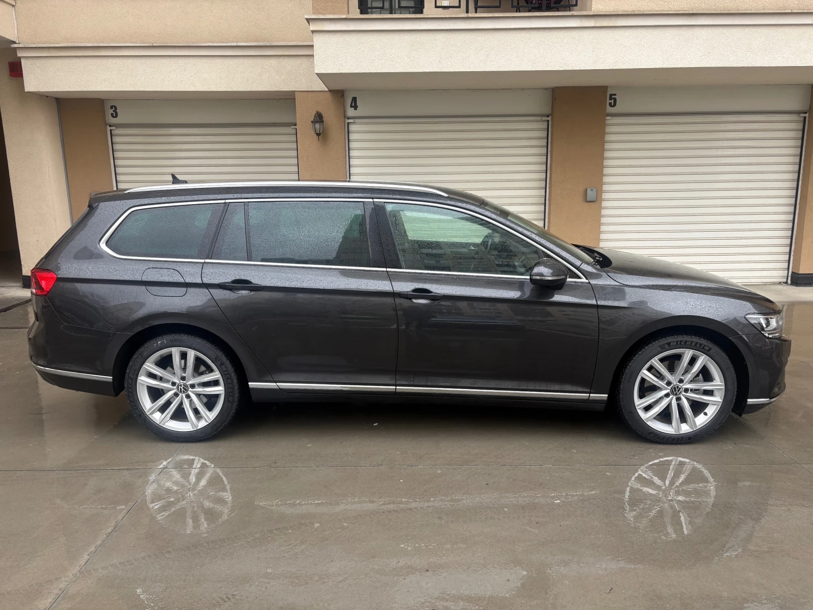 VW Passat Elegance, Digital, История, Напълно Обслужен, снимка 8 - Автомобили и джипове - 54064528