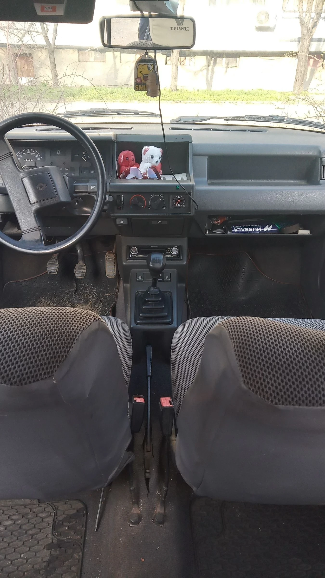 Renault 5, снимка 11 - Автомобили и джипове - 54314291