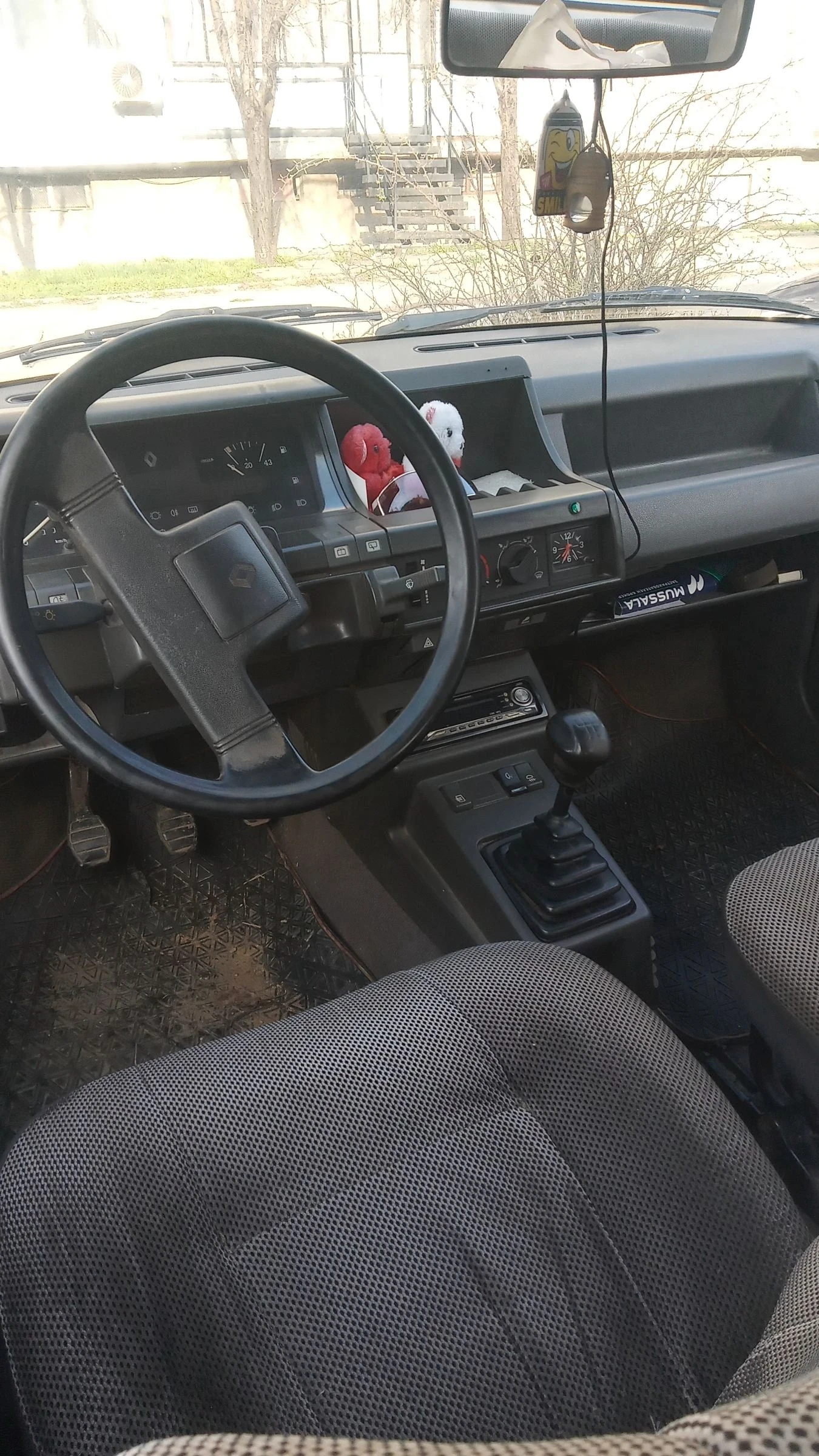 Renault 5, снимка 12 - Автомобили и джипове - 54314291