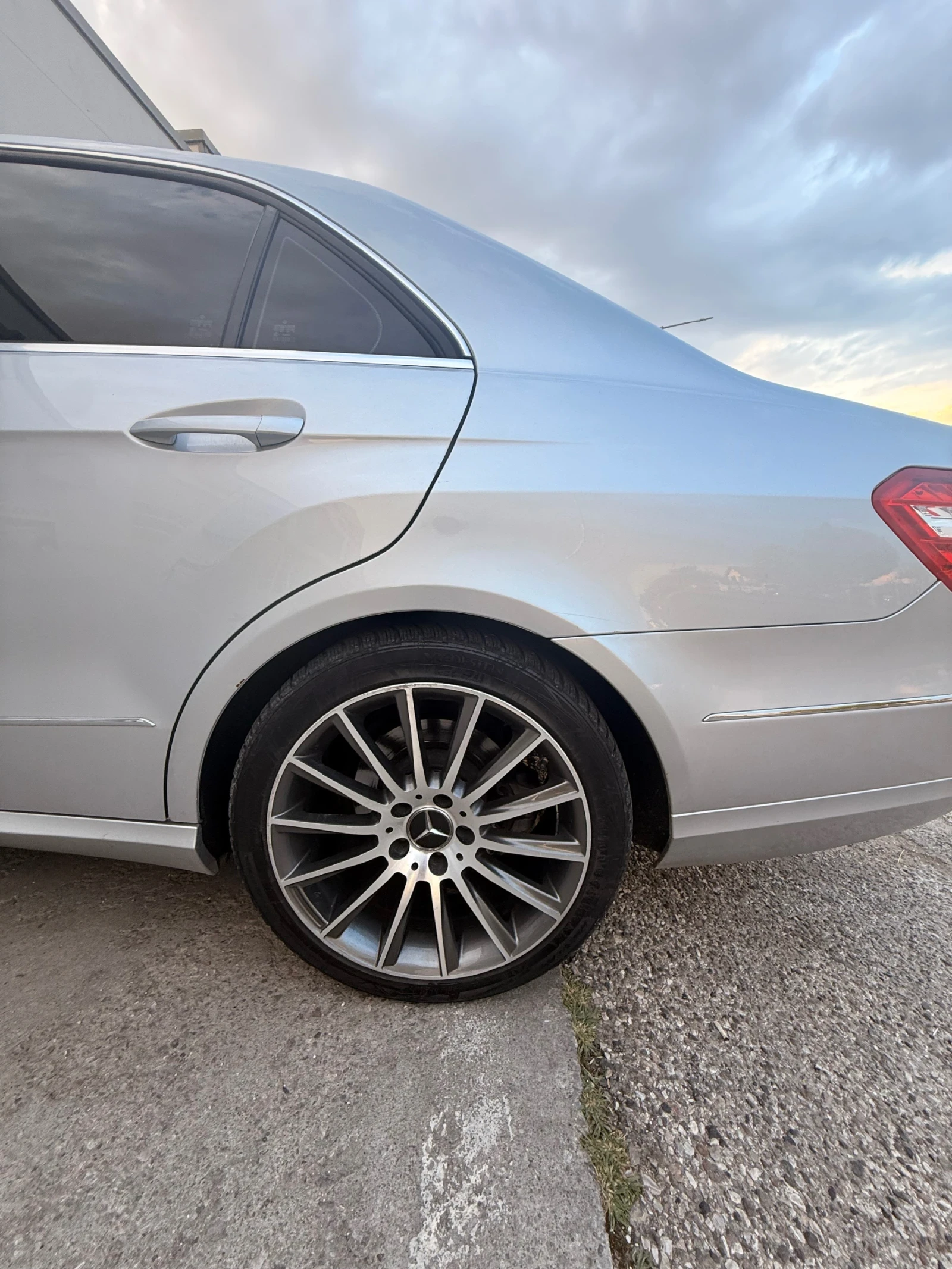 Mercedes-Benz E 350, снимка 7 - Автомобили и джипове - 55064607