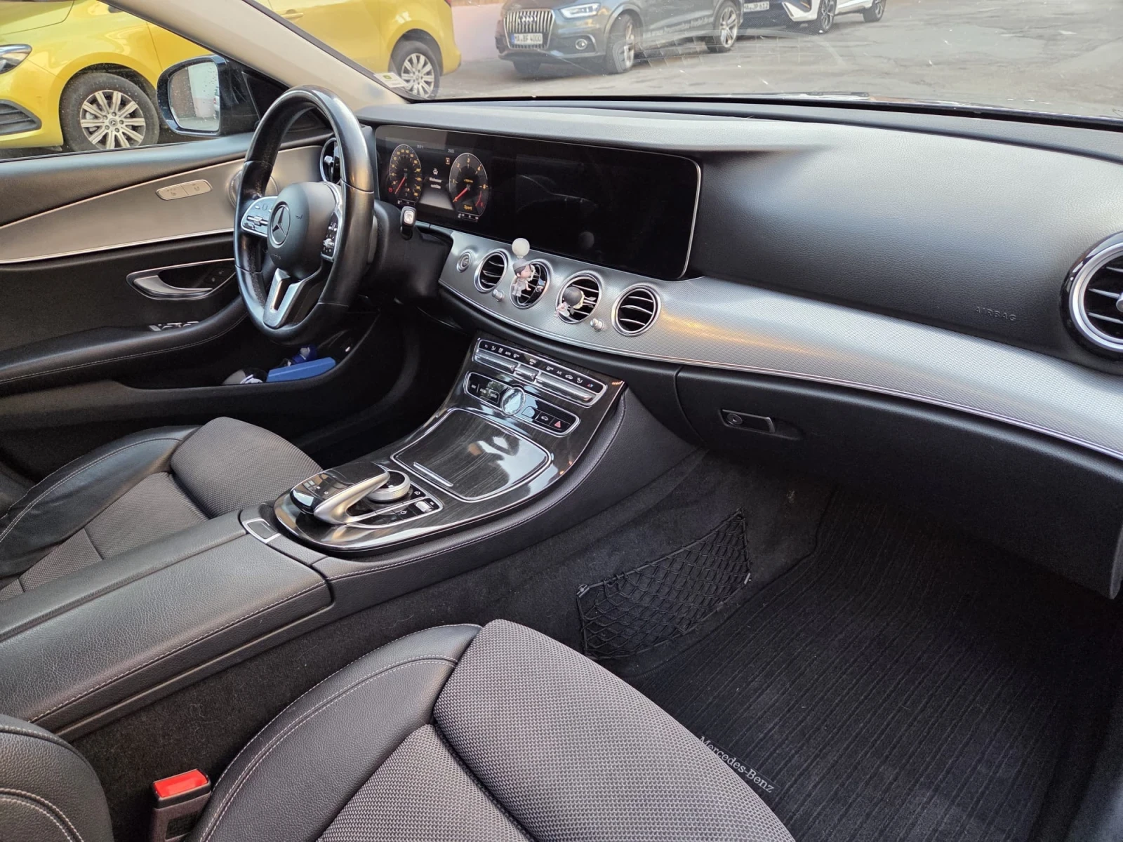 Mercedes-Benz E 400 d AMG, снимка 8 - Автомобили и джипове - 55492897