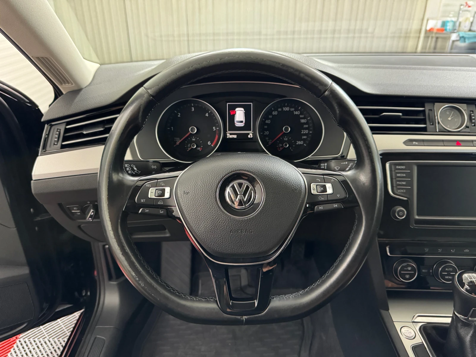 VW Passat 2.0 TDI 150 hp | EXECUTIVE | DISTRONIC | KEYLESS | Mobile.bg � ����������� 10
