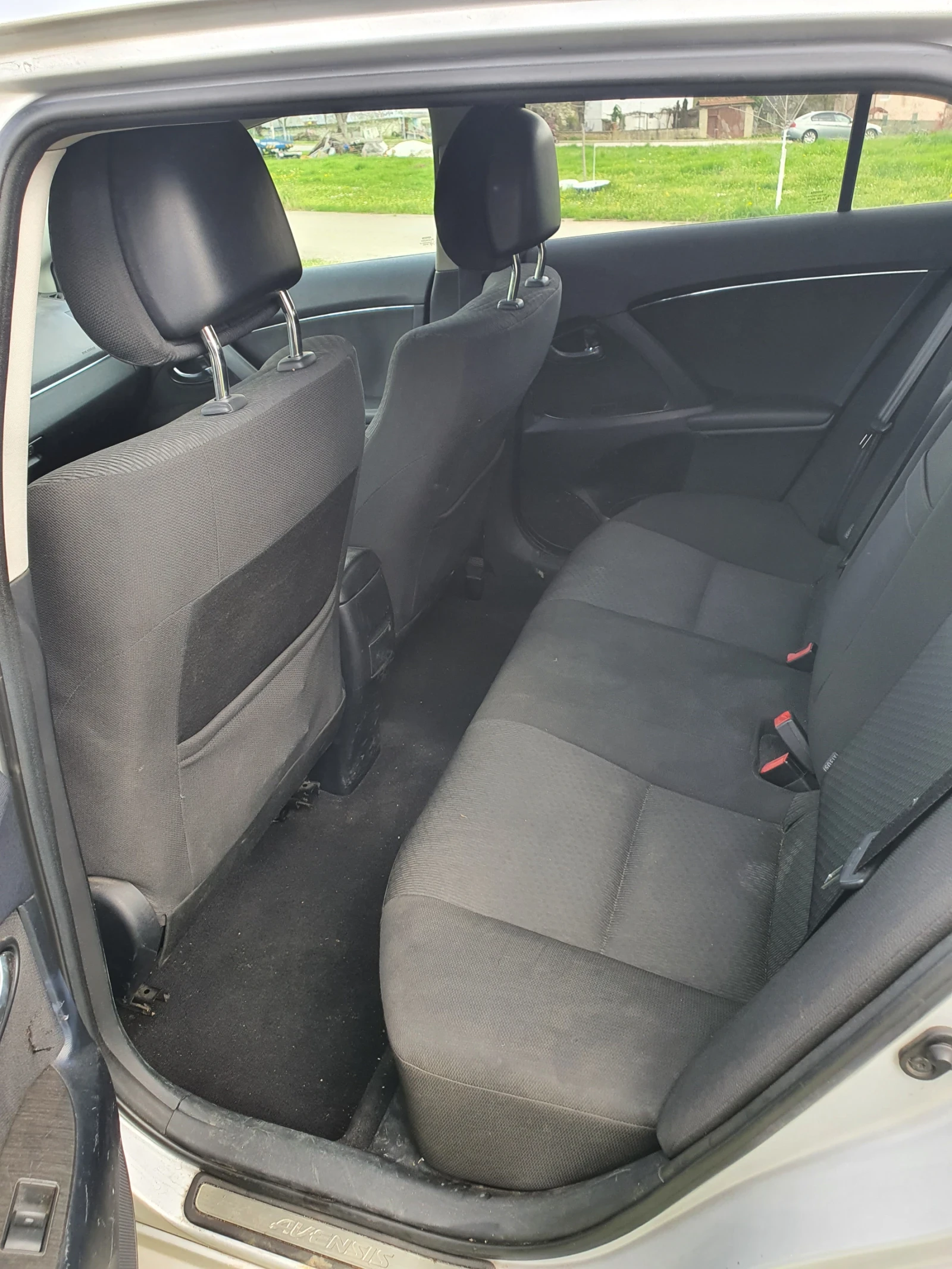 Toyota Avensis, снимка 9 - Автомобили и джипове - 55554796