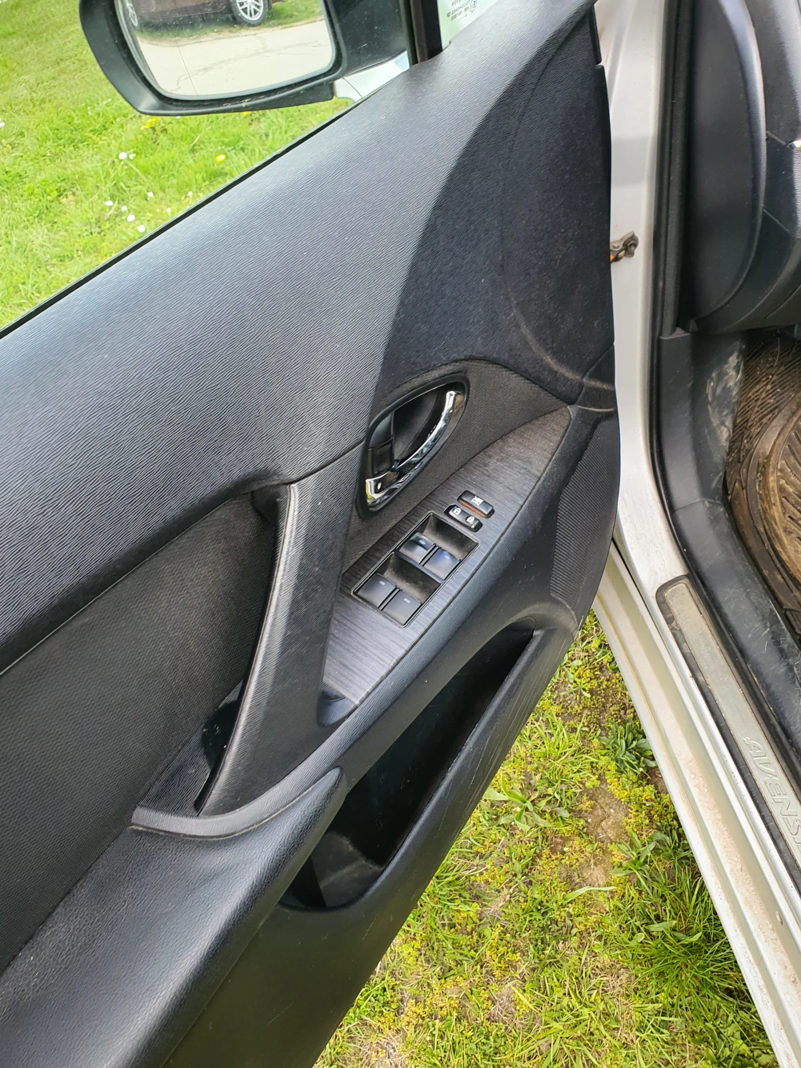 Toyota Avensis, снимка 10 - Автомобили и джипове - 55554796