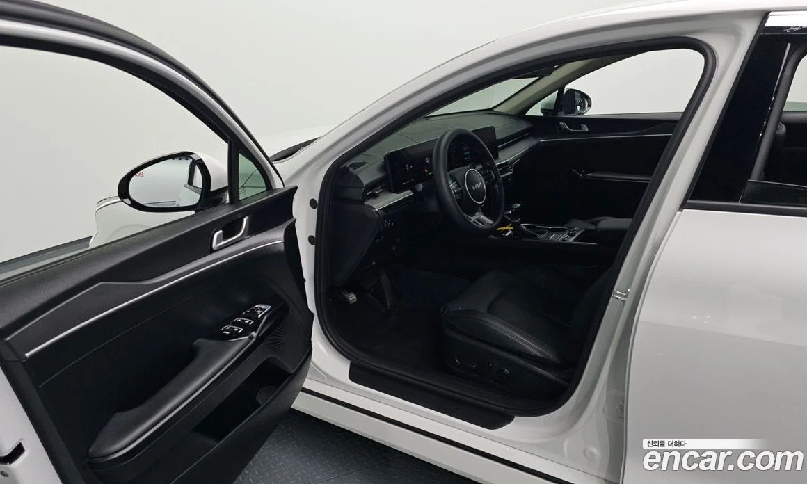 Kia K5 2.0 LPi Prestige, снимка 13 - Автомобили и джипове - 56157298