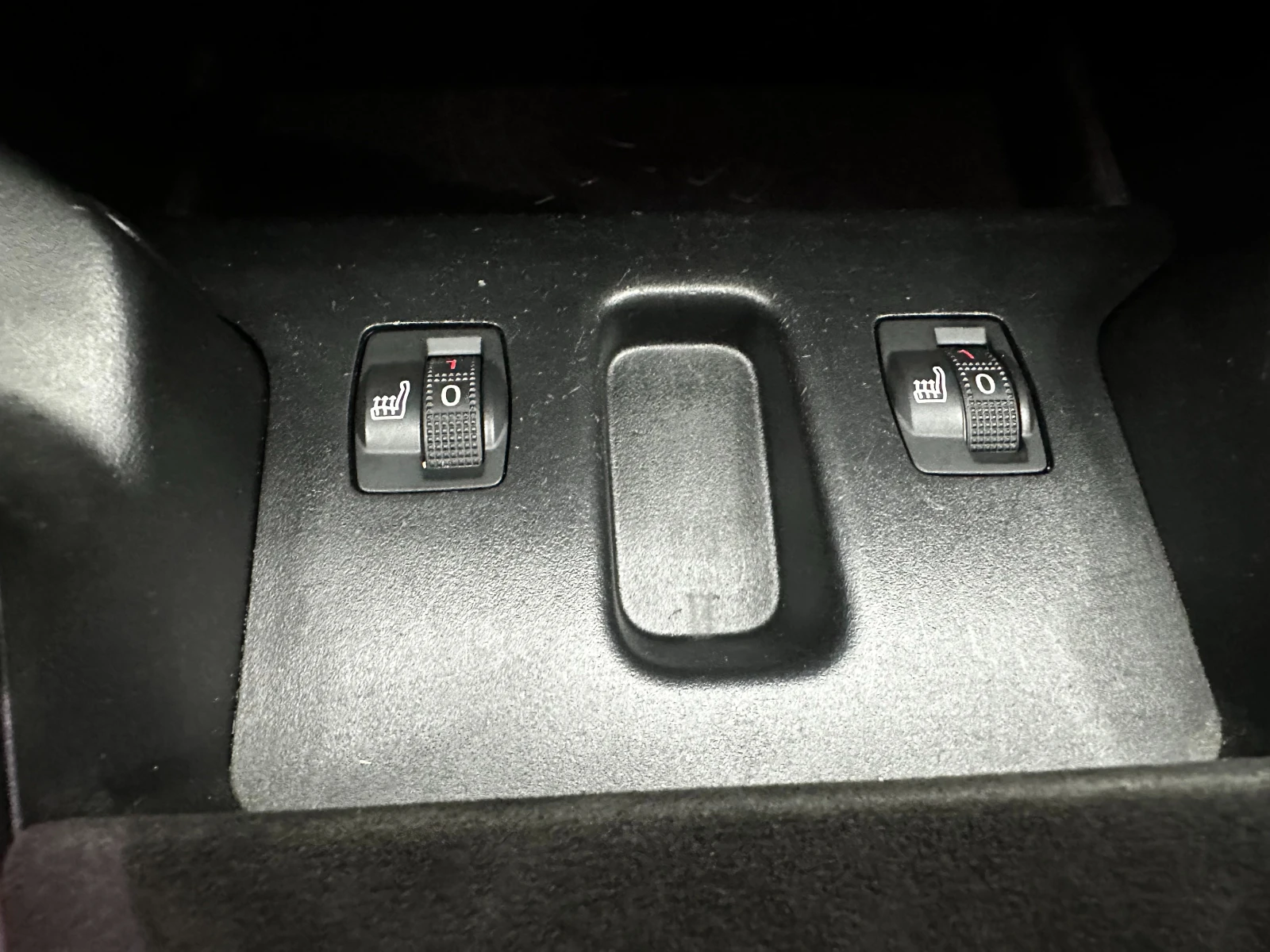 Citroen DS7 2.0d 180 EAT8 PERFORMANCE LINE+ , снимка 12 - Автомобили и джипове - 56328216