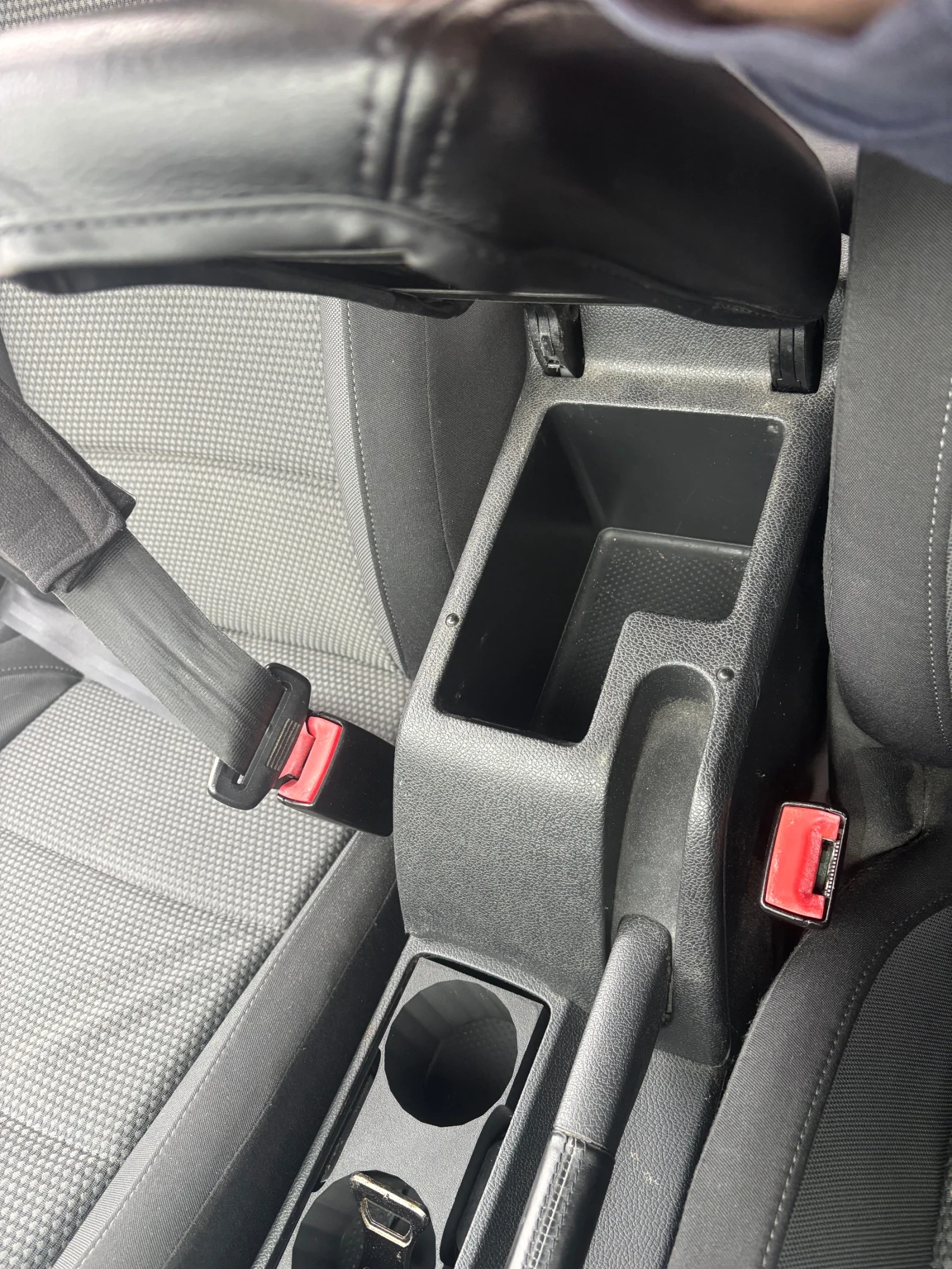 VW Golf, снимка 11 - Автомобили и джипове - 56649357