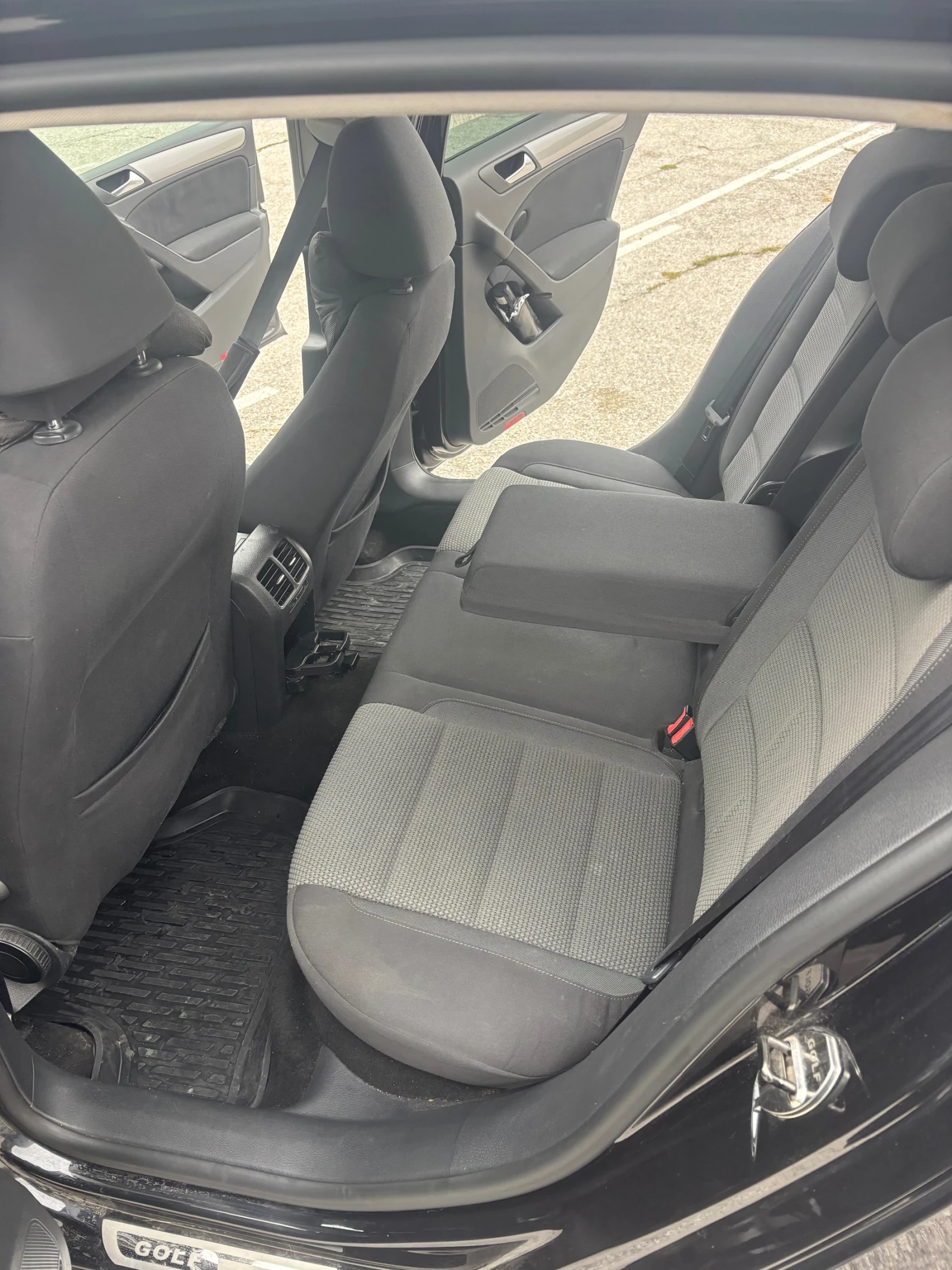 VW Golf, снимка 8 - Автомобили и джипове - 56649357