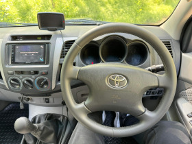 Toyota Hilux | Mobile.bg   10