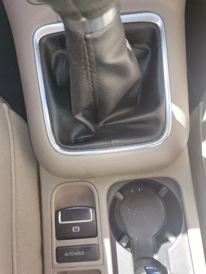 VW Tiguan 1.4 TSI 150 2008 4 /4, снимка 15 - Автомобили и джипове - 52575290