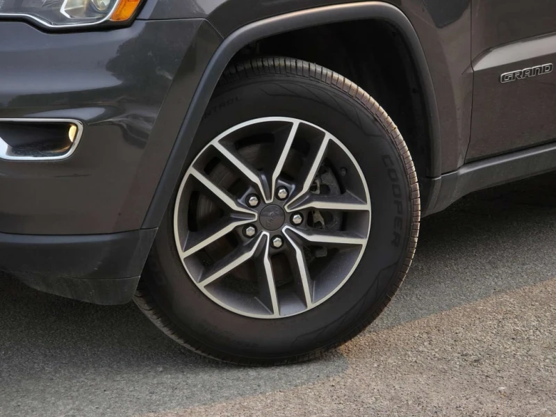 Jeep Grand cherokee * Laredo * CARFAX * ЦЕНА ДО БГ, снимка 5 - Автомобили и джипове - 53261019