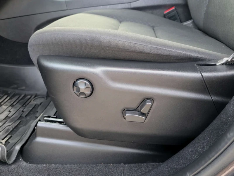 Jeep Grand cherokee * Laredo * CARFAX * ЦЕНА ДО БГ, снимка 15 - Автомобили и джипове - 53261019