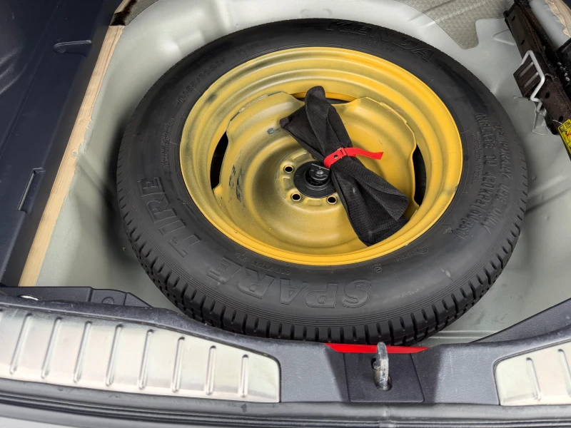 Honda Cr-v 2.2i-DTEC 150к.с. 4WD FACE ИТАЛИЯ, снимка 5 - Автомобили и джипове - 53492743